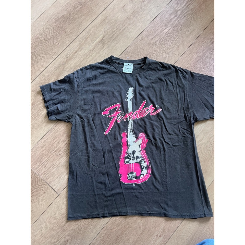 Nordstrom Fender Mens Graphic Tee‎ Charcoal Gray Pink Bass Guitar Shirt